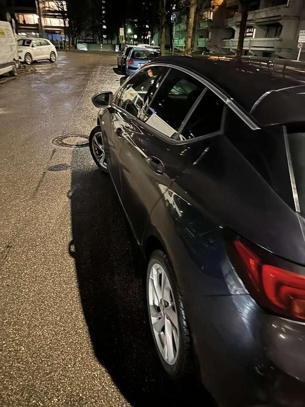 Gebraucht Opel Astra Dynamic 125 PS (91 kW) 2019 Limousine