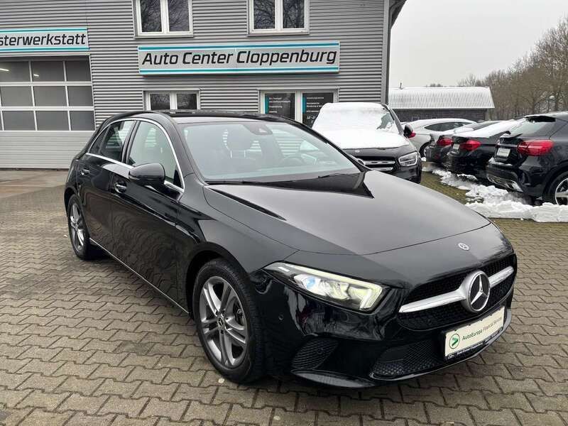 Schwarz Gebraucht 2019 Mercedes A180 Progressive Kleinwagen | 18.650 € (Fairer Preis) - Bild 1/4