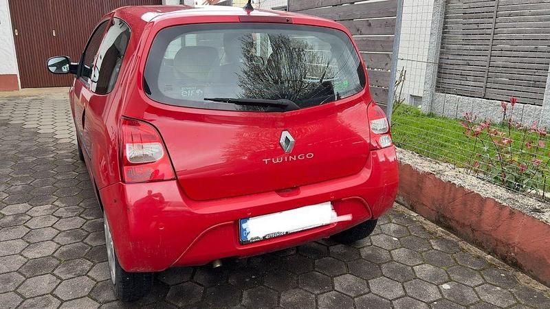 Gebraucht Renault Twingo 75 PS (55 kW) 2011 Rot Kleinwagen