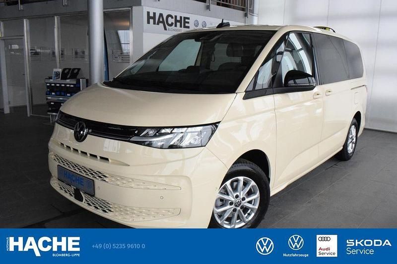Neu VW Multivan Life 150 PS (110 kW) 2026 Gelb Van