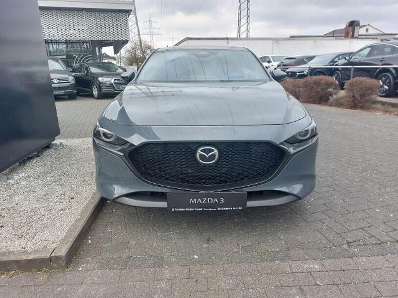 Neu Mazda 3 Exclusive 140 PS (102 kW) 2026 Grau Limousine