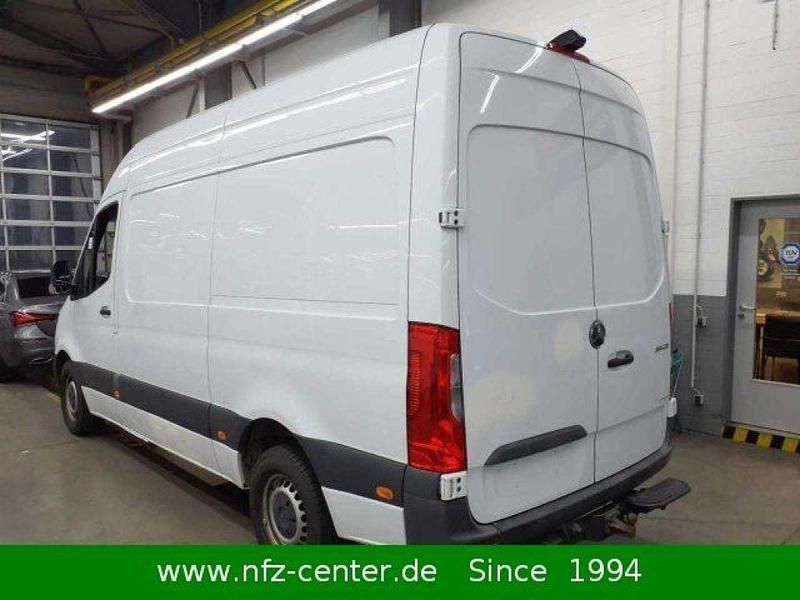 Gebraucht Mercedes Sprinter 163 PS (119 kW) 2019 Arktikweiss Van