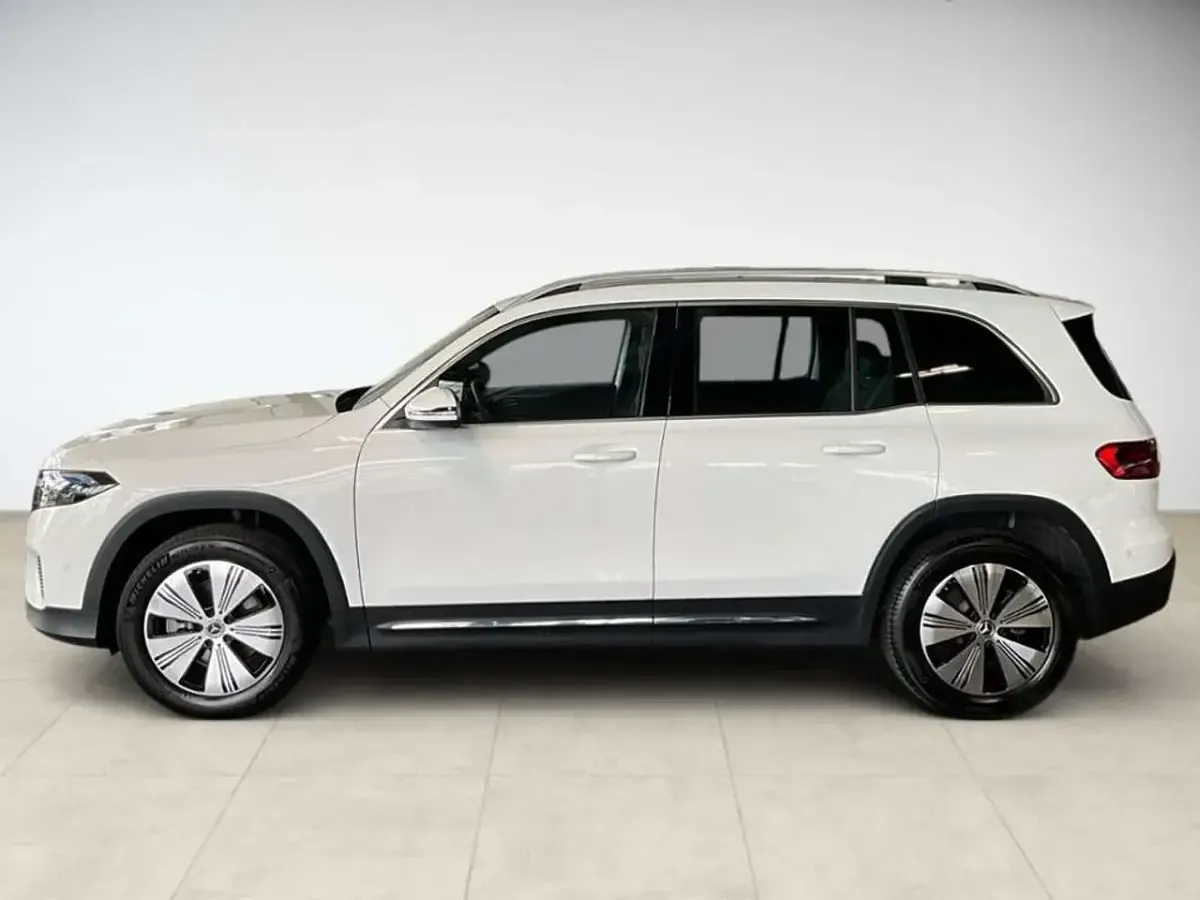 Gebraucht Mercedes EQB300 Advanced 167 kW (228 PS) 2025 Unilack polarweiß SUV