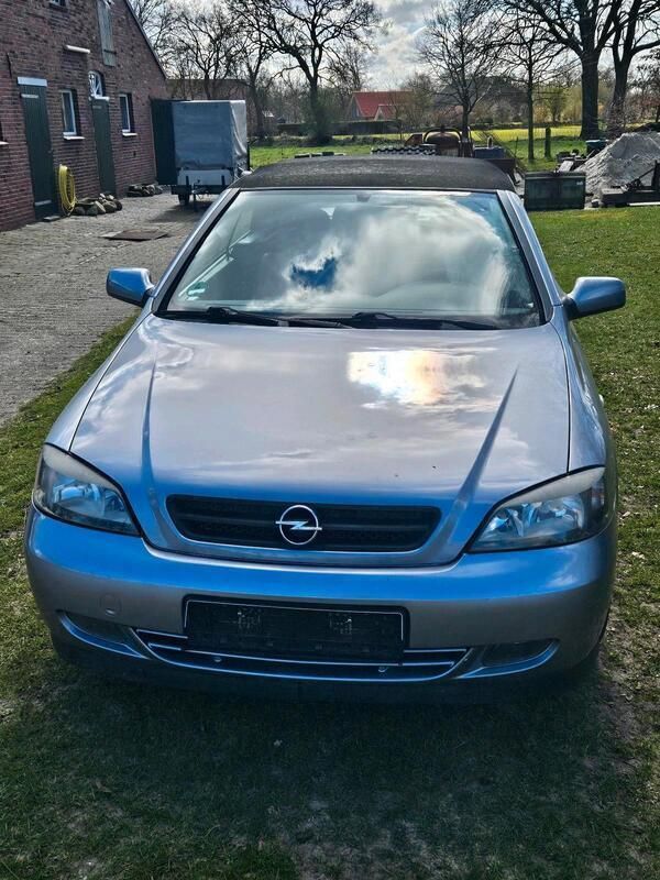Grau Gebraucht 2003 Opel Astra Cabriolet Cabrio | 1.000 € (Superpreis) - Bild 1/4