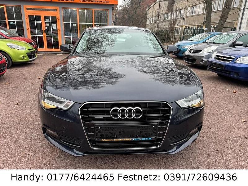 Gebraucht Audi A5 Sportback 177 PS (130 kW) 2012 Blau Kleinwagen