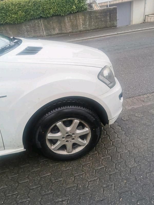 Gebraucht Mercedes ML280 190 PS (139 kW) 2008 Weiß SUV