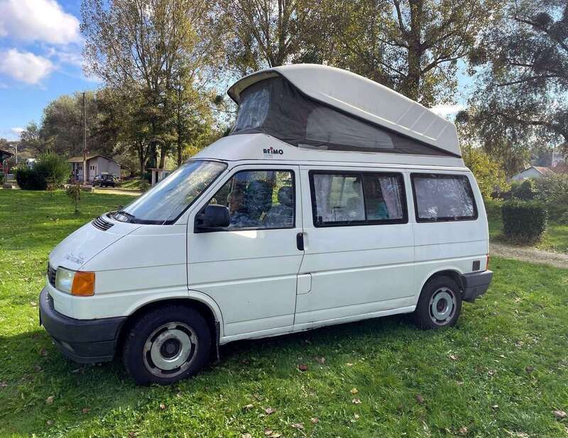 Weiß Gebraucht 1991 VW T4 California Van | 10.000 € - Bild 1/4