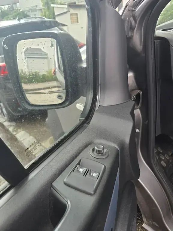 Gebraucht Opel Vivaro 125 PS (91 kW) 2018 Grau Van / Kleinbus