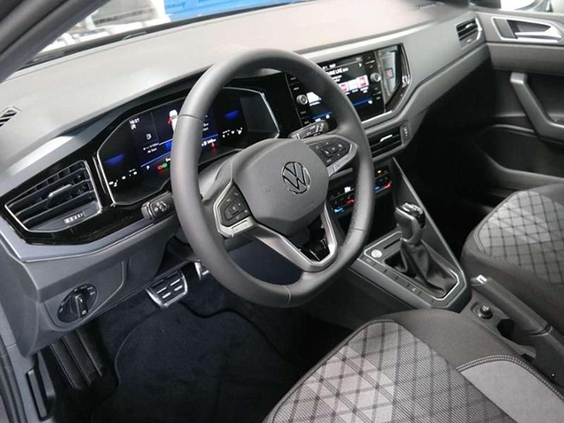 Gebraucht VW Taigo R-line 116 PS (85 kW) 2025 Rauchgrau metallic/schwarz SUV