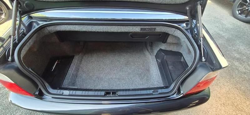 Second-hand BMW 330 231 CP (169 kW) 2000 Negru Cabrio