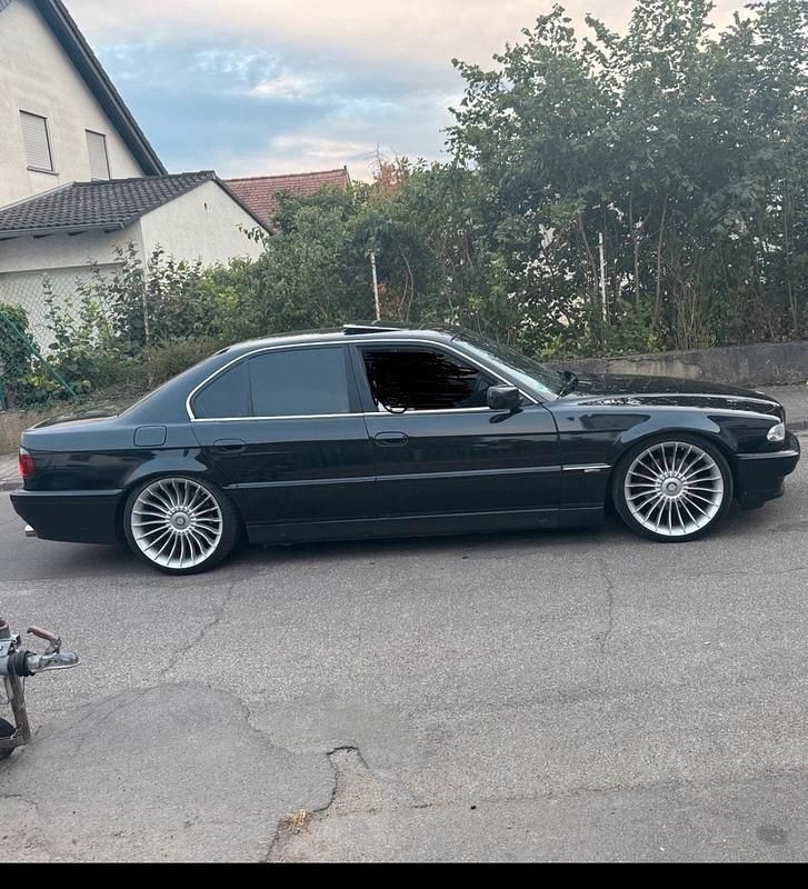 Gebraucht BMW 740 286 PS (210 kW) 1994 Schwarz Limousine