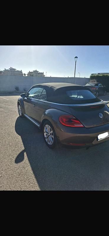 Gebraucht VW Beetle Cabriolet 105 PS (77 kW) 2014 Braun Cabrio