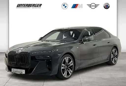 Gebraucht BMW 740 Executive 299 PS (219 kW) 2023 Limousine