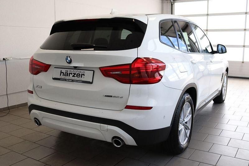 Gebraucht BMW X3 Sport Line 190 PS (139 kW) 2021 Weiß SUV