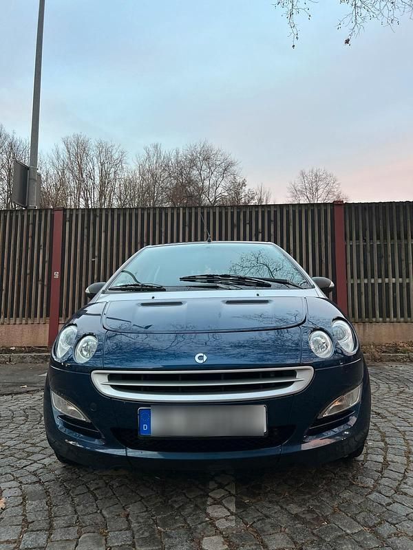 Blau Gebraucht 2006 Smart ForFour Kleinwagen | 1.440 € (Fairer Preis) - Bild 1/4
