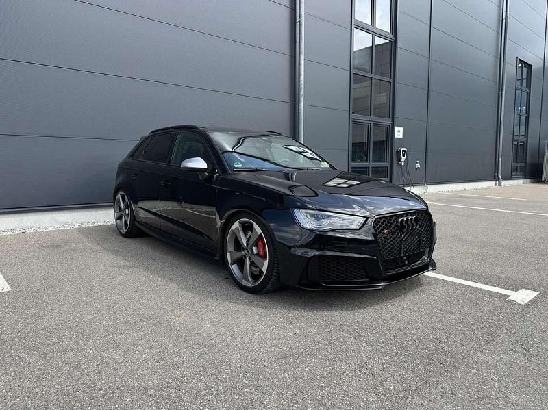 Usado Audi RS3 Advanced 367 HP (269 kW) 2016 Preto Sedan