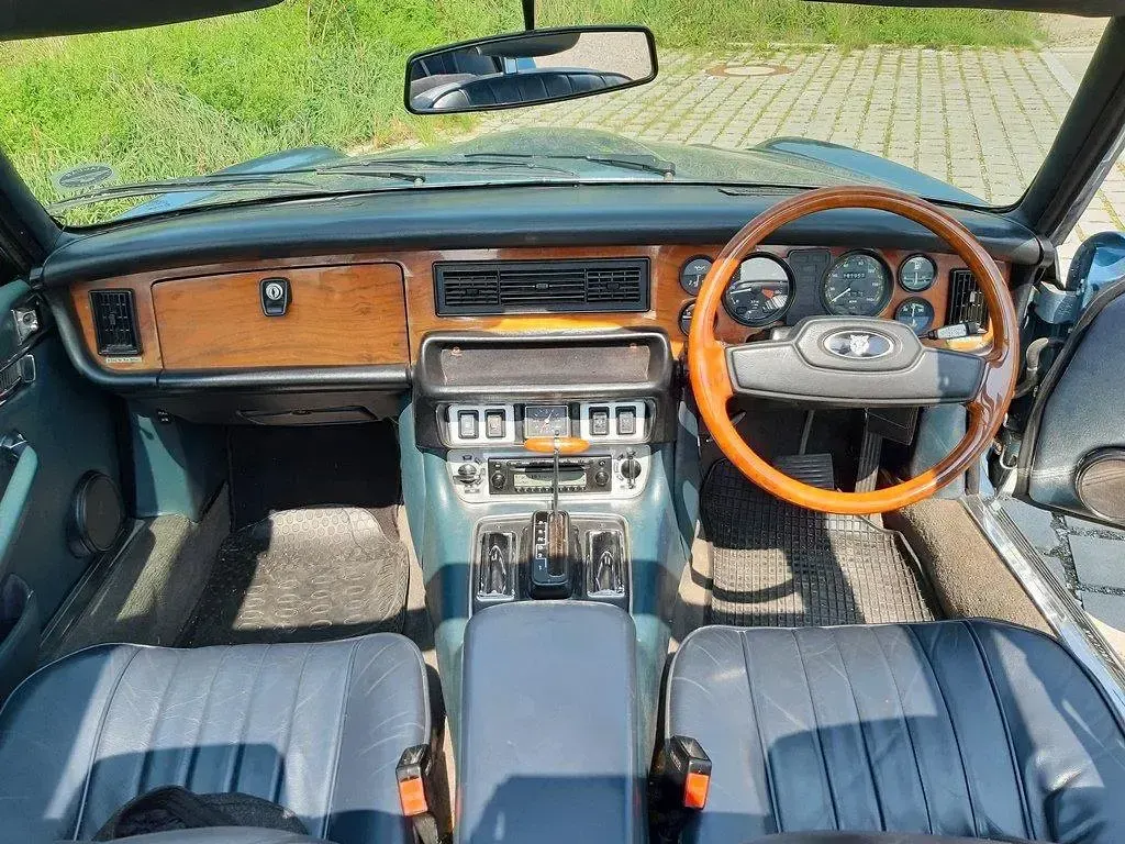 Gebraucht Jaguar XJ6 205 PS (150 kW) 1982 Blau Limousine