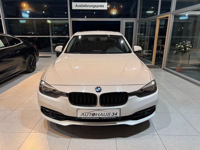Gebraucht BMW 320 Advantage 190 PS (139 kW) 2017 Weiß Kombi