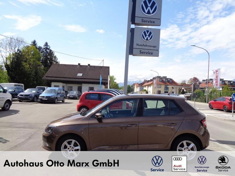 Braun Gebraucht 2018 Skoda Fabia Style Limousine | 10.990 € (Fairer Preis) - Bild 1/4