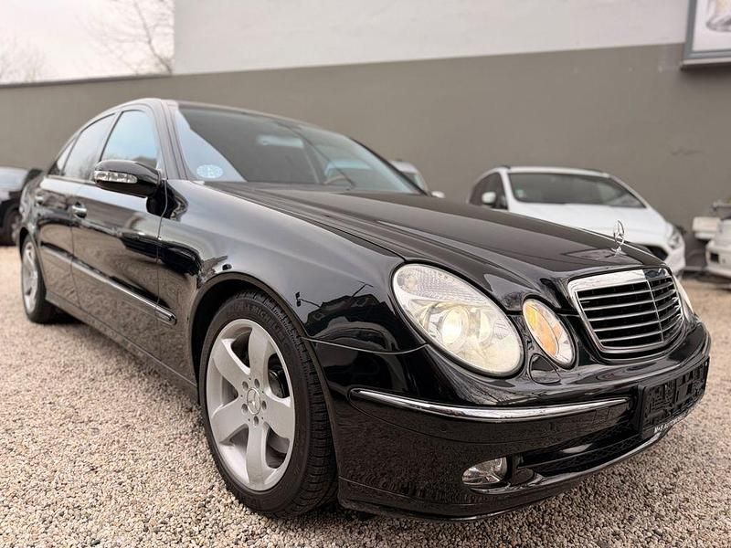 Gebraucht Mercedes E500 306 PS (225 kW) 2003 Schwarz Limousine