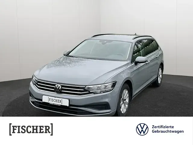 Gebraucht VW Passat Basis 150 PS (110 kW) 2022 Kombi