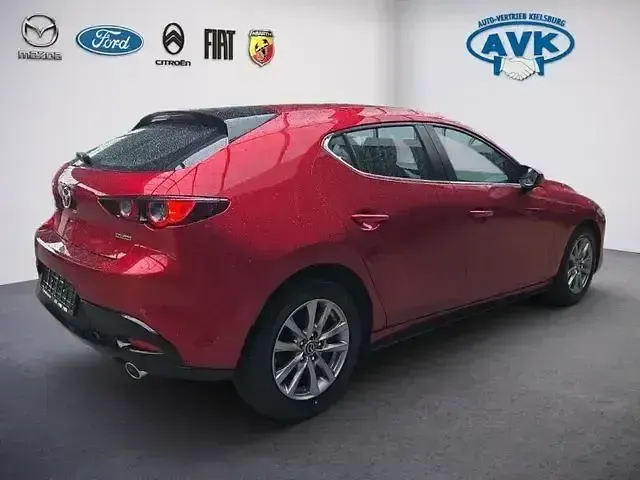 Gebraucht Mazda 3 Selection 122 PS (89 kW) 2020 Rot Limousine
