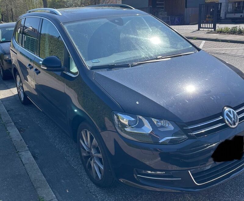 Schwarz Gebraucht 2017 VW Sharan Van / Kleinbus | 21.500 € (Etwas zu teuer) - Bild 1/4