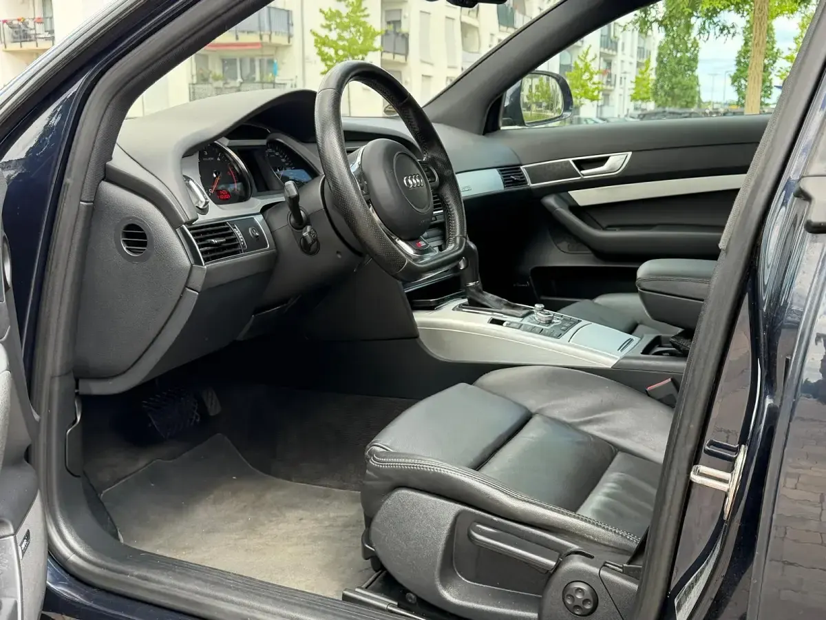 Gebraucht Audi A6 Comfort 239 PS (175 kW) 2011 Schwarz Kombi