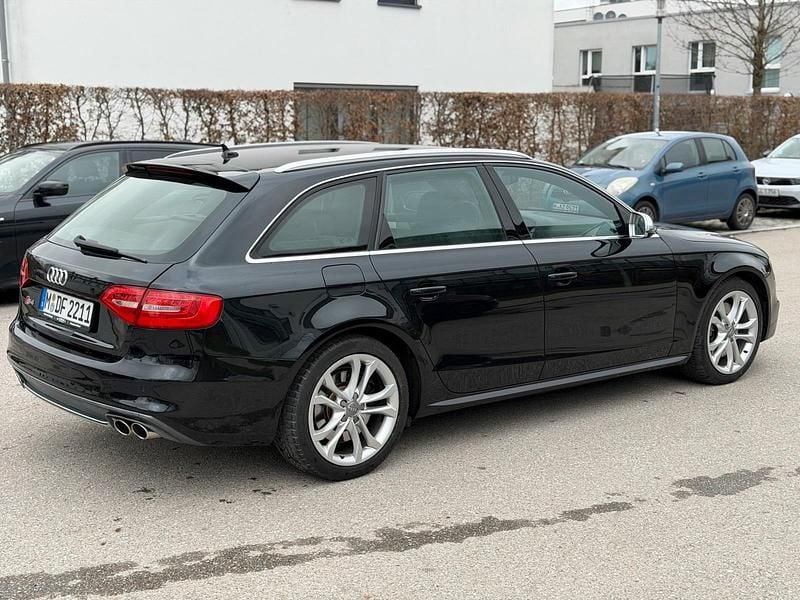 Gebraucht Audi S4 333 PS (244 kW) 2012 Schwarz Kombi