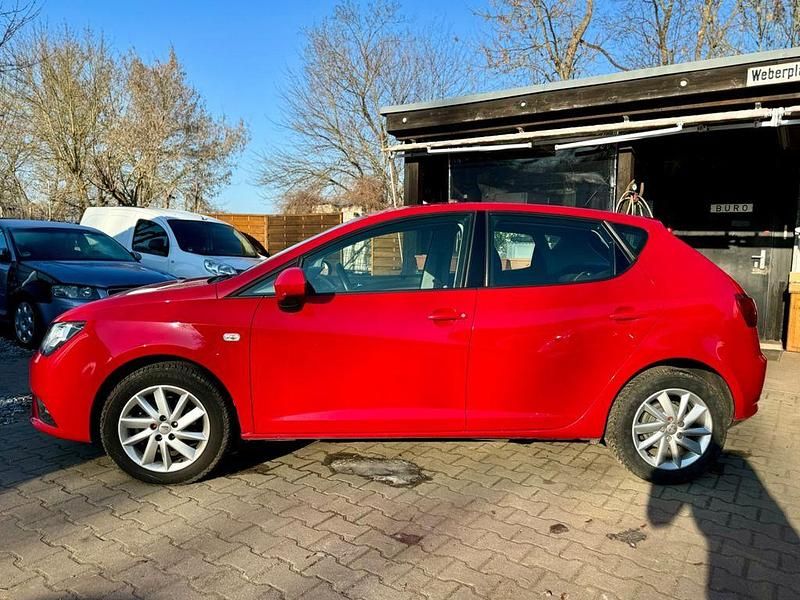Gebraucht Seat Ibiza Style 69 PS (50 kW) 2012 Rot Limousine