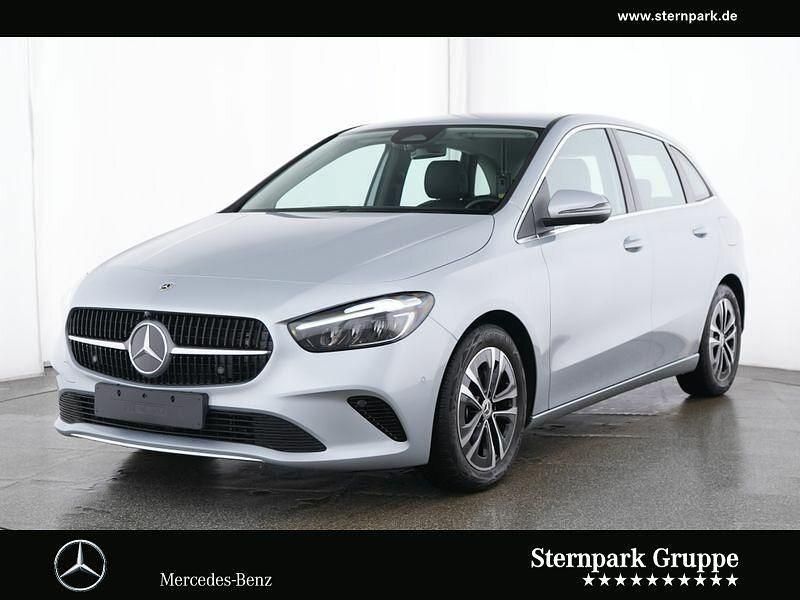 Silber Gebraucht 2024 Mercedes B180 Progressive Van / Kleinbus | 31.990 € (Guter Preis) - Bild 1/4