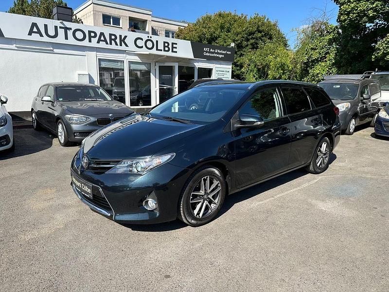 Schwarz Gebraucht 2015 Toyota Auris Touring Sports Edition Kombi | 9.999 € (Fairer Preis) - Bild 1/4