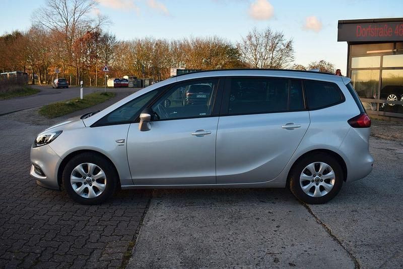 Gebraucht Opel Zafira Active 140 PS (102 kW) 2017 Silber Van / Kleinbus