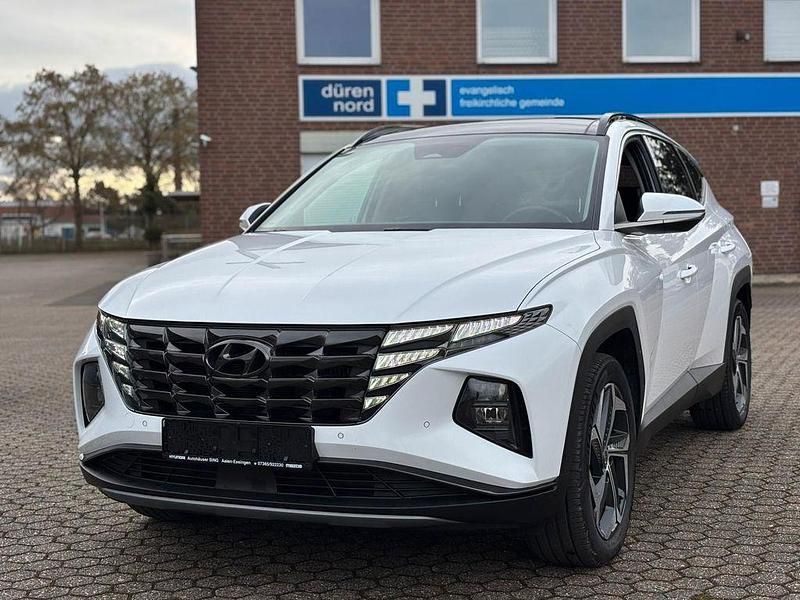 Weiß Gebraucht 2022 Hyundai Tucson Trend SUV | 21.990 € (Guter Preis) - Bild 1/4