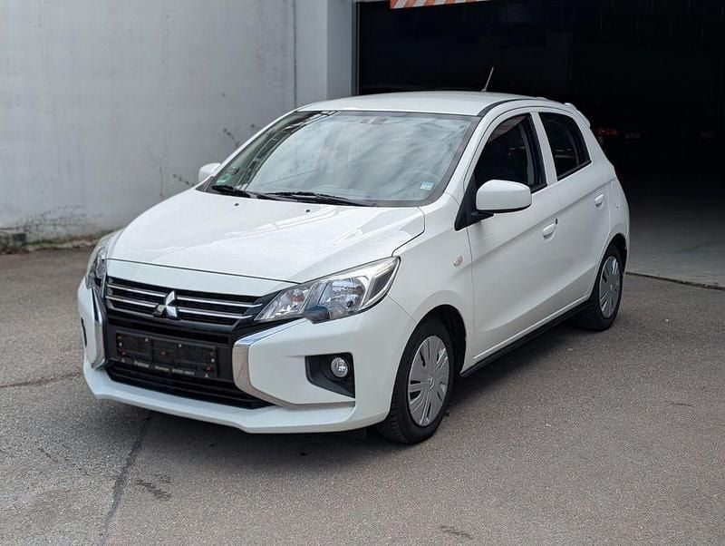 Gebraucht Mitsubishi Space Star 71 PS (52 kW) 2023 Weiß Kleinwagen
