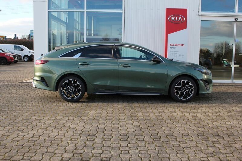 Neu Kia ProCeed GT-Line 140 PS (102 kW) 2025 Grün Kleinwagen