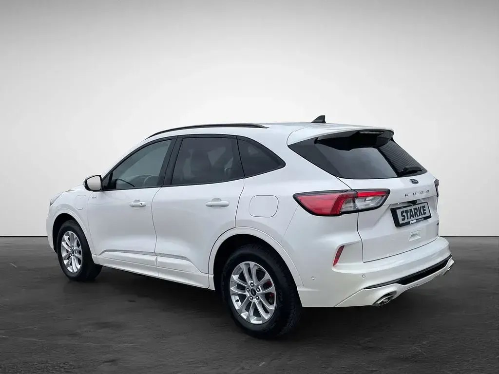 Gebraucht Ford Kuga ST-Line 152 PS (111 kW) 2023 Weiß SUV
