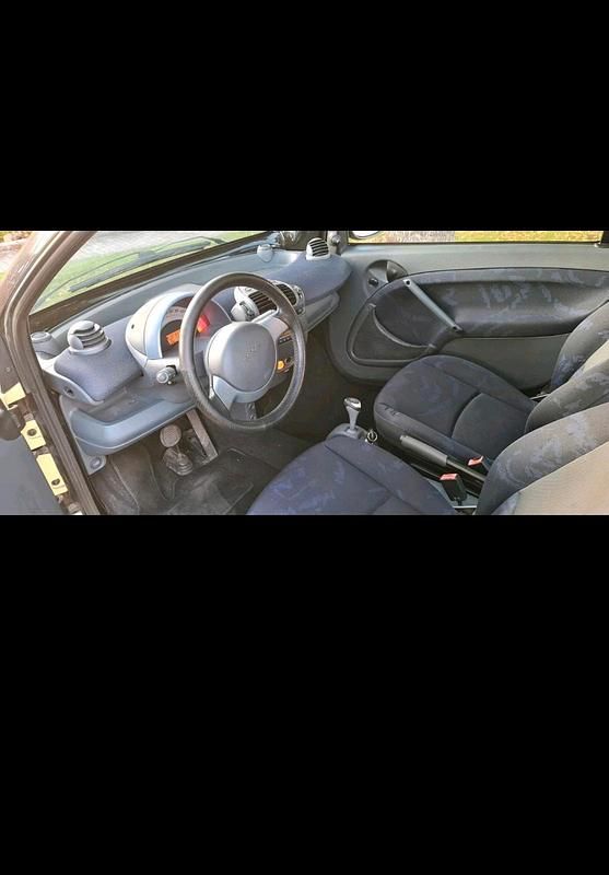 Gelb Gebraucht 2001 Smart ForTwo Coupé Kleinwagen | 1.300 € (Guter Preis) - Bild 1/4