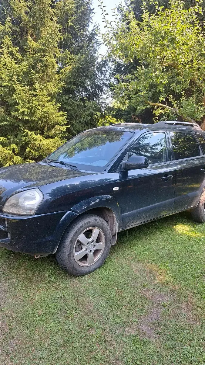 Gebraucht Hyundai Tucson 141 PS (103 kW) 2005 Schwarz SUV