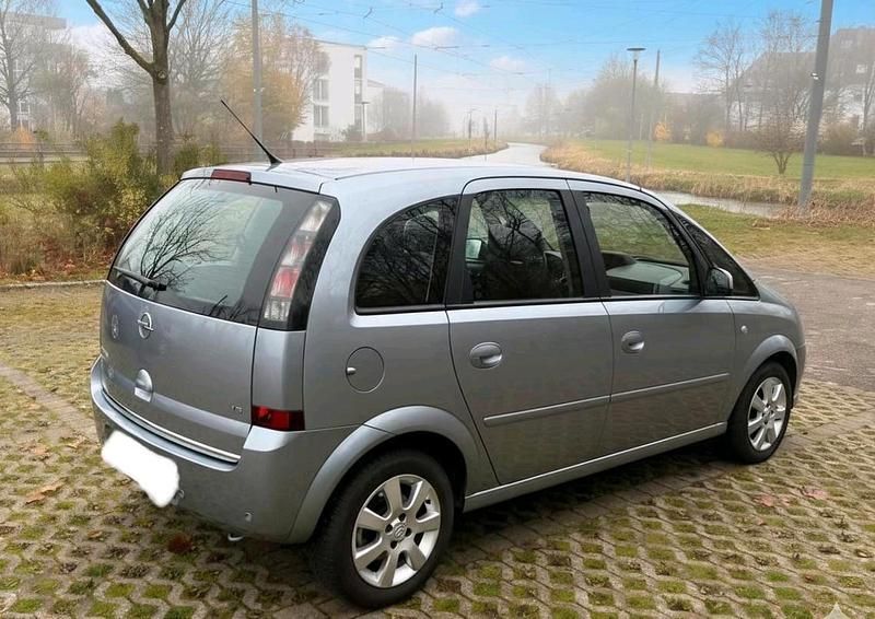 Grau Gebraucht 2006 Opel Meriva Van / Kleinbus | 2.999 € (Fairer Preis) - Bild 1/4