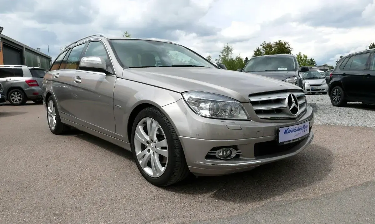 Gebraucht Mercedes C230 Avantgarde 204 PS (150 kW) 2008 Silber Kombi