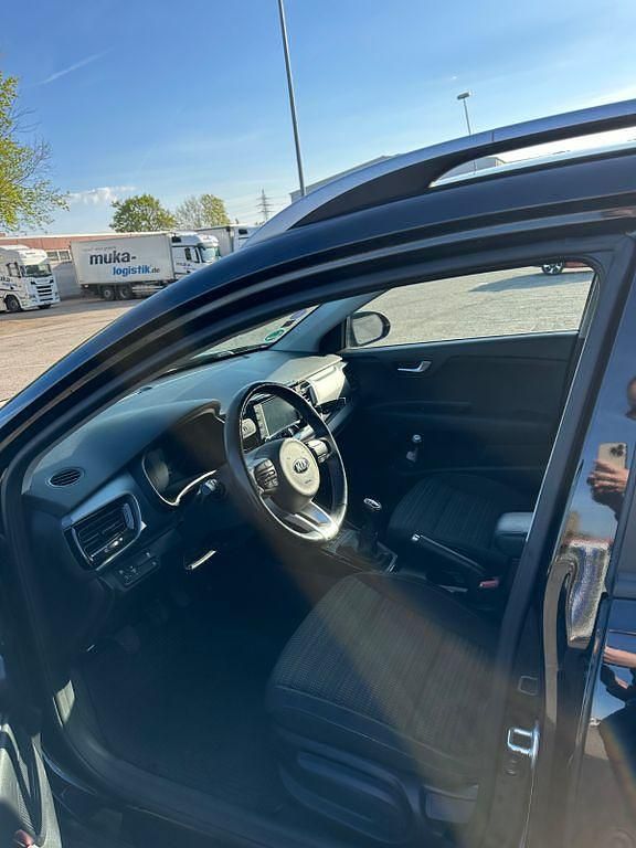 Gebraucht Kia Stonic Style 80 PS (58 kW) 2020 Schwarz SUV