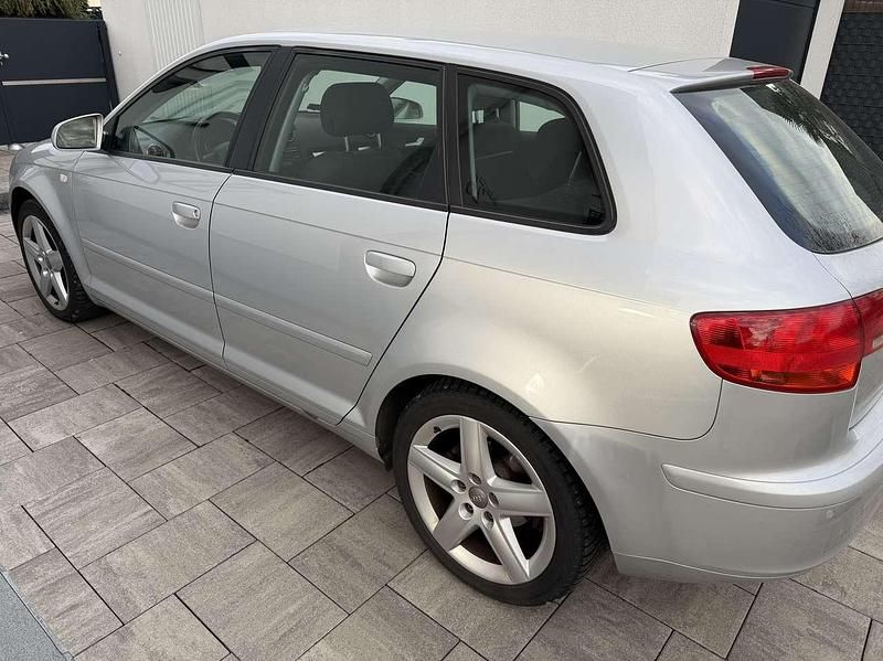 Gebraucht Audi A3 125 PS (91 kW) 2005 Silber Kleinwagen