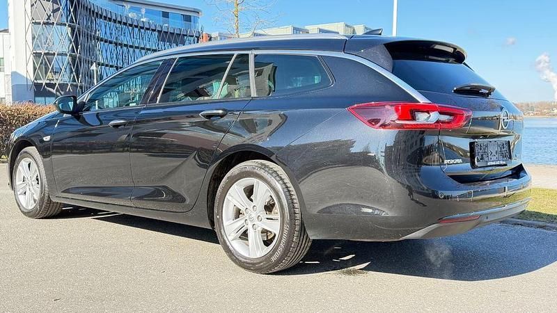 Gebraucht Opel Insignia Innovation 165 PS (121 kW) 2017 Schwarz Kombi