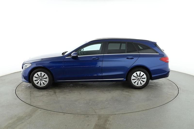 Gebraucht Mercedes C220 194 PS (142 kW) 2019 Blau Kombi
