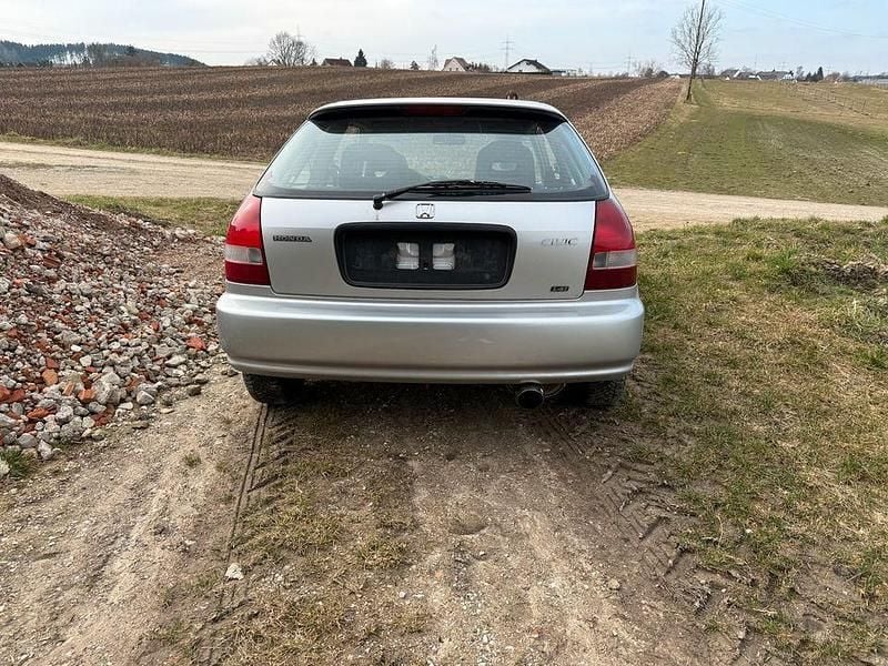 Gebraucht Honda Civic 90 PS (66 kW) 2001 Silber Kleinwagen