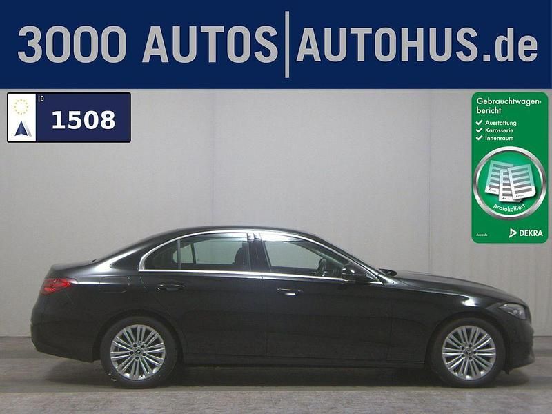 Schwarz Gebraucht 2023 Mercedes C200 Avantgarde Limousine | 27.480 € (Fairer Preis) - Bild 1/4