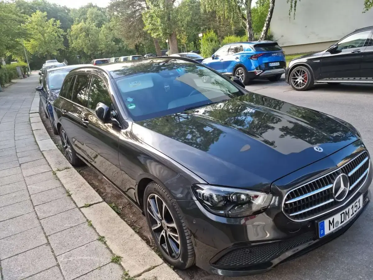 Gebraucht Mercedes E200 Avantgarde 197 PS (144 kW) 2021 Kombi