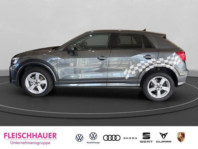 Gebraucht Audi Q2 S-Line 150 PS (110 kW) 2024 Grau SUV