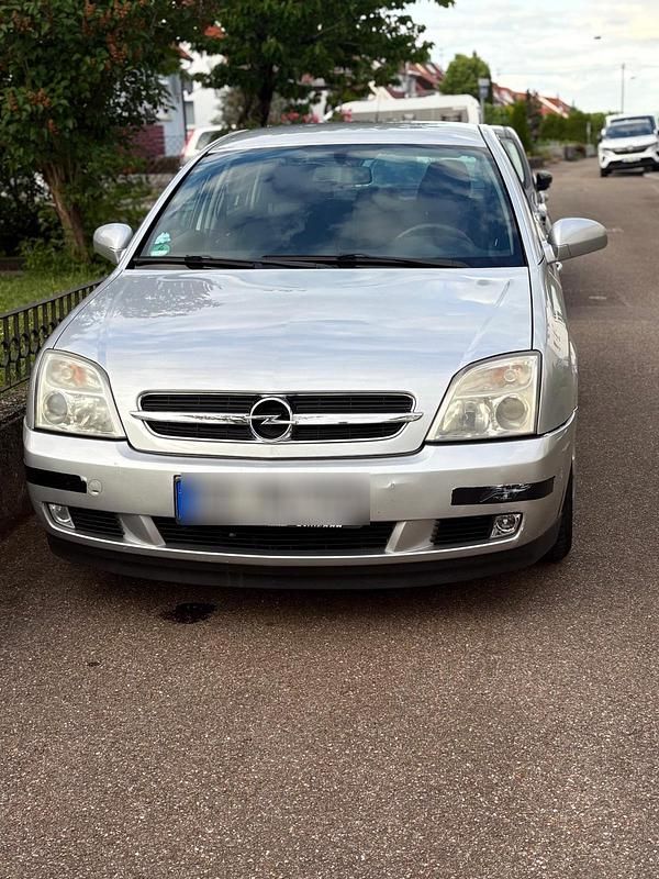 Silber Gebraucht 2005 Opel Vectra Limousine | 2.300 € (Teuer) - Bild 1/4